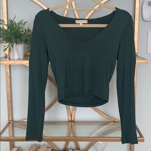 Long sleeve green crop top
